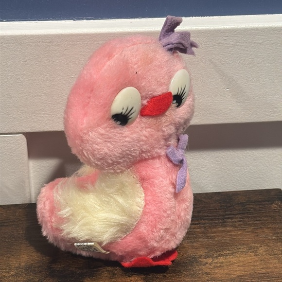 Hi- Lo Imports vintage 1979 pink bird with red feet and purple bows - Picture 2 of 12
